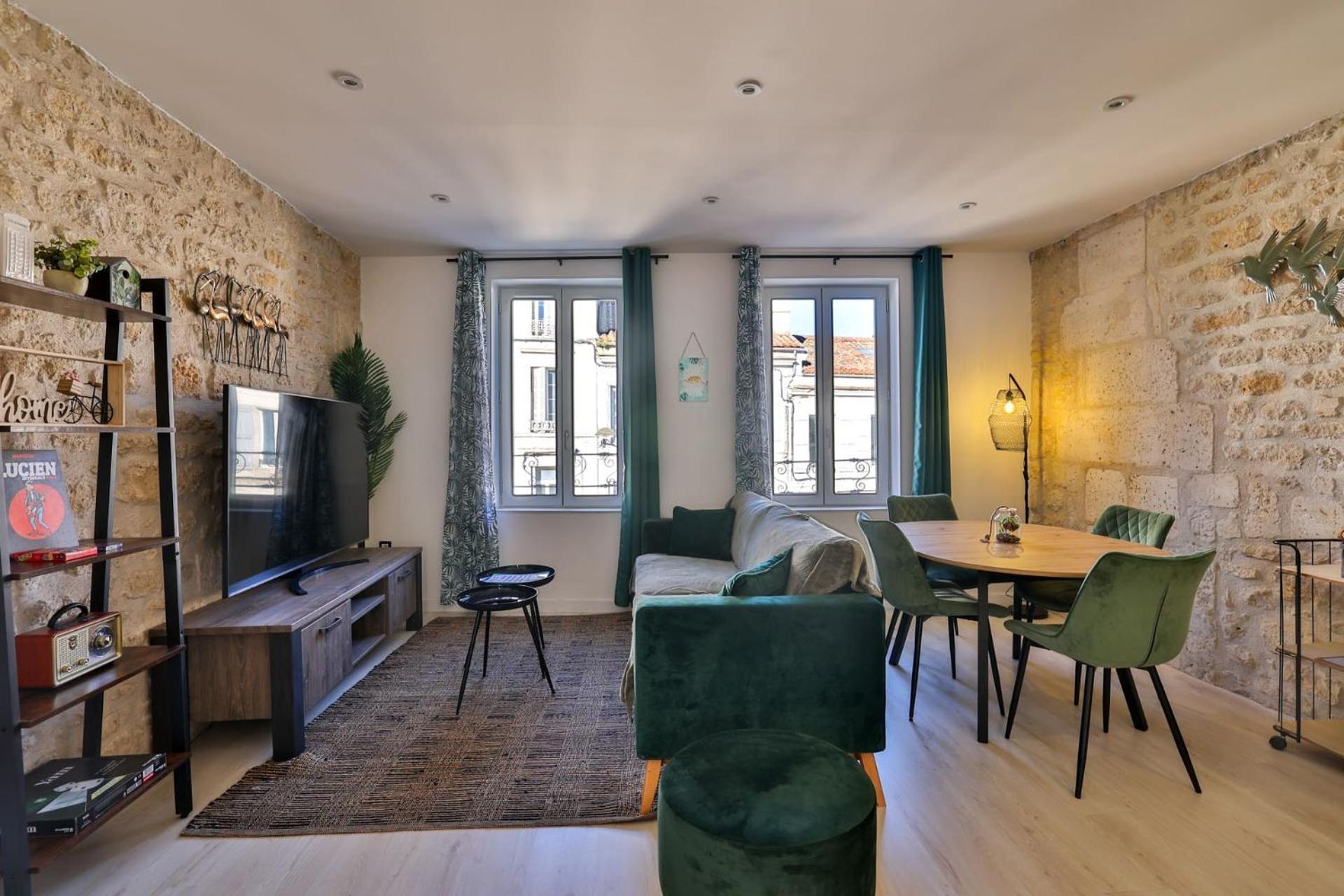 Le Lucien Eco-Appart'Hotel - Angouleme - Centre - Wifi - Parking Prive - Classe 4 Etoiles المظهر الخارجي الصورة