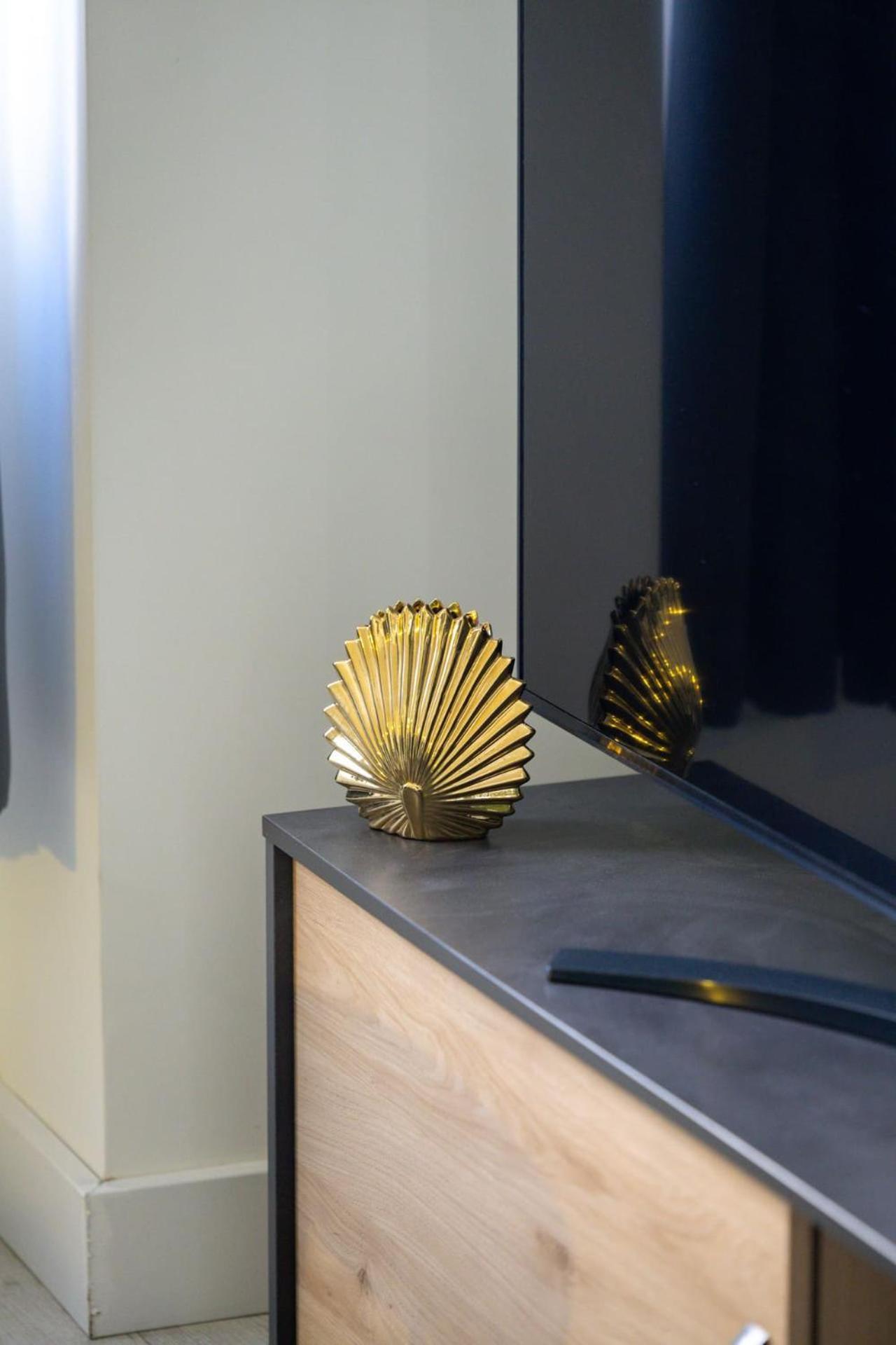 Le Lucien Eco-Appart'Hotel - Angouleme - Centre - Wifi - Parking Prive - Classe 4 Etoiles المظهر الخارجي الصورة