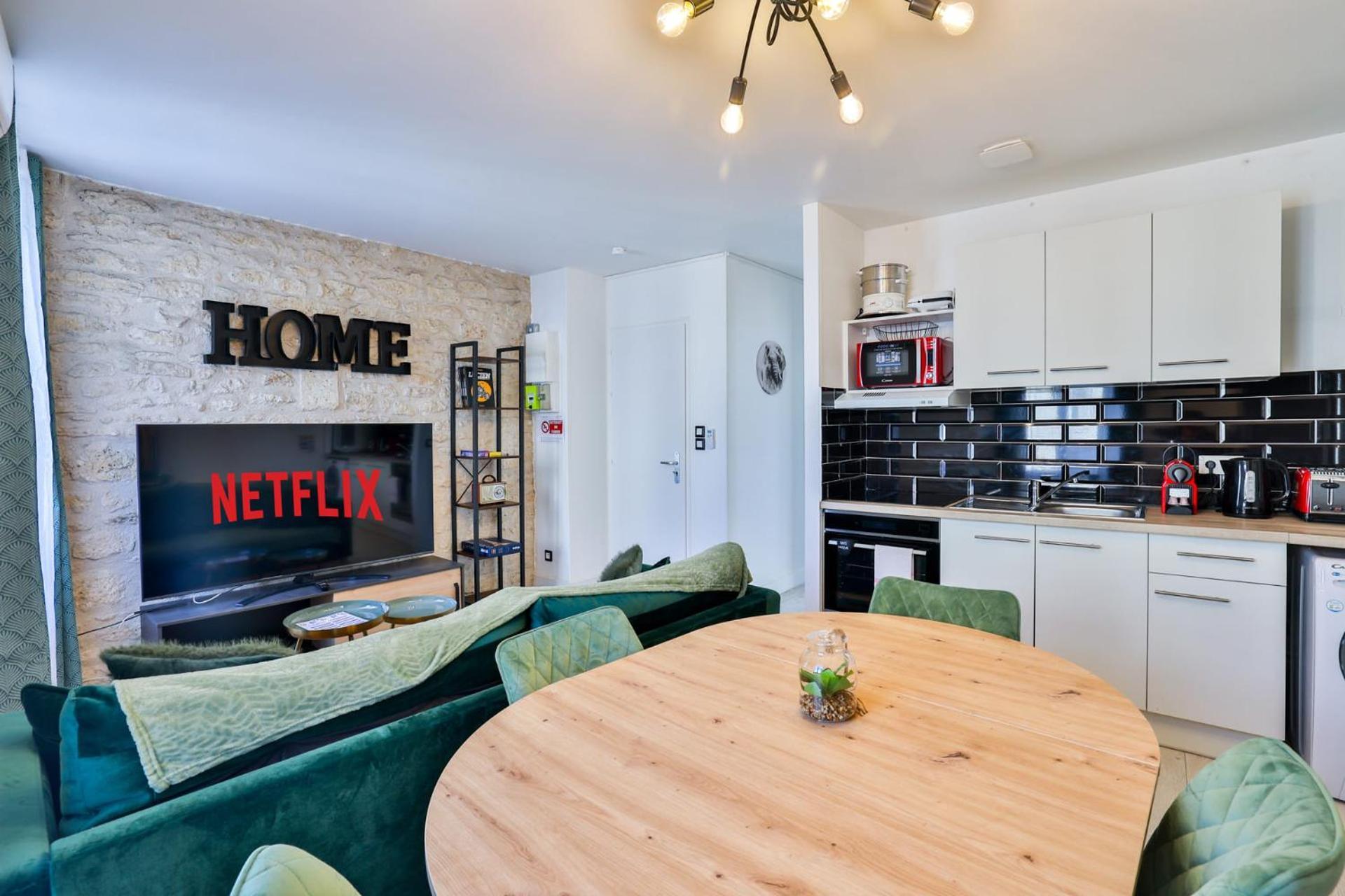 Le Lucien Eco-Appart'Hotel - Angouleme - Centre - Wifi - Parking Prive - Classe 4 Etoiles المظهر الخارجي الصورة